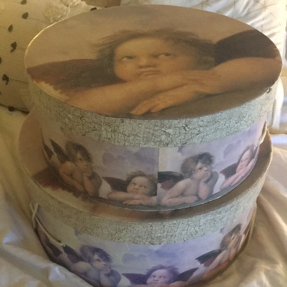 Hat boxes